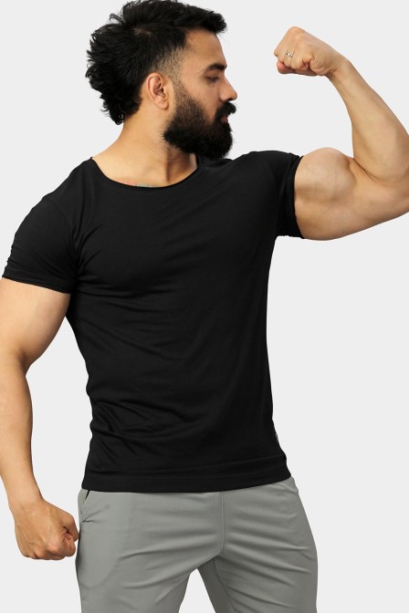 Legacy Scoop Neck Tshirt Black